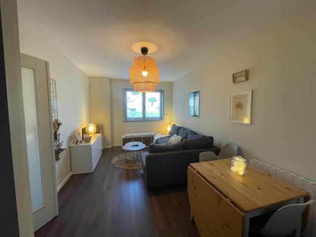 Apartamento A Un Paso De La Playa En Ares Con Piscina Y Parking Buitenkant foto